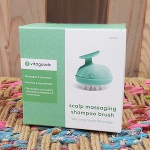 Vital Goods Scalp Massaging Shampoo Brush